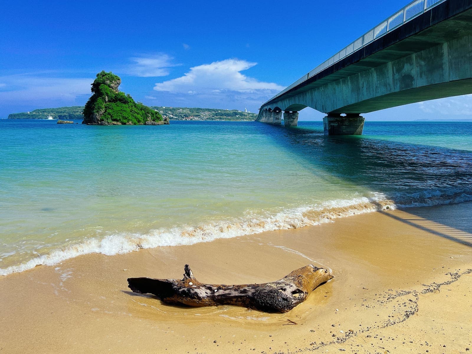 Kouri island bridge